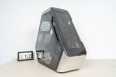 未来之力具象化 乔思伯TR03-G“六边空间站·硬件展示仓”评测